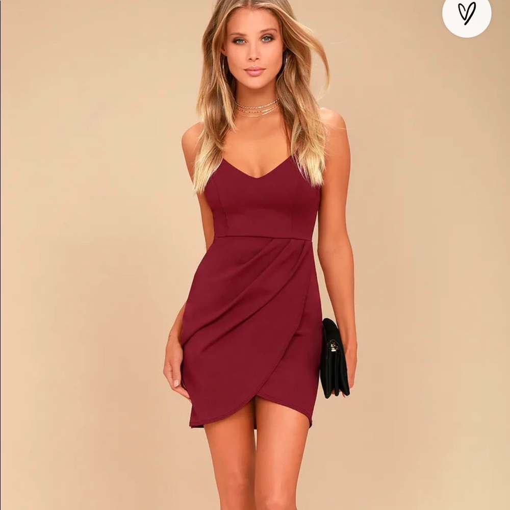 NWT Lulu’s forever your girl body on dress - wine